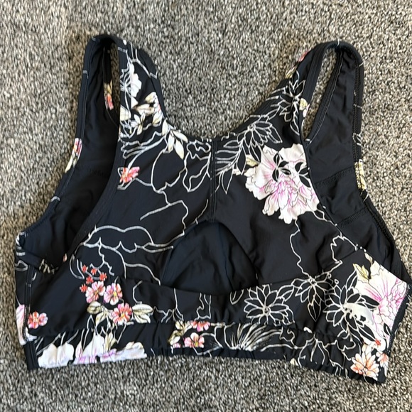 Running bare sports bra - Picture 2 of 3